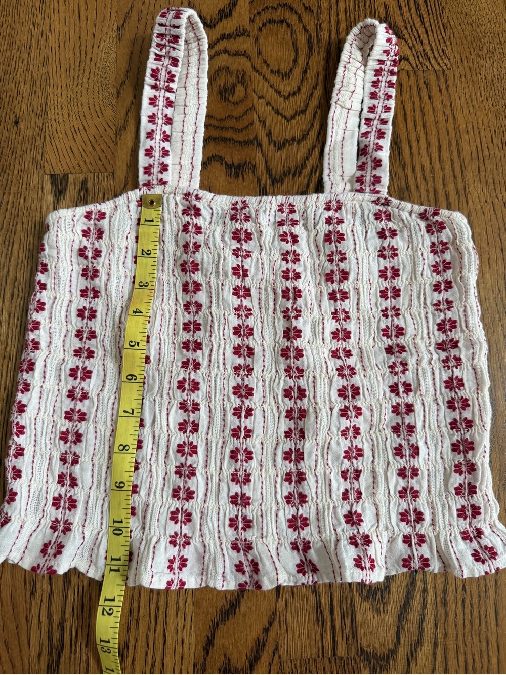 American Eagle Outfitters White Knit Tank with Red Floral Stripe - Picture 3 of 6